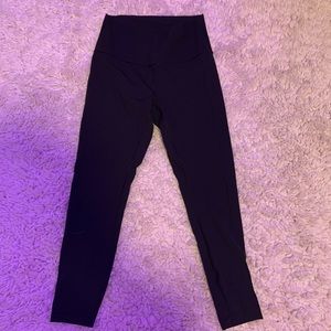 black lululemon leggings